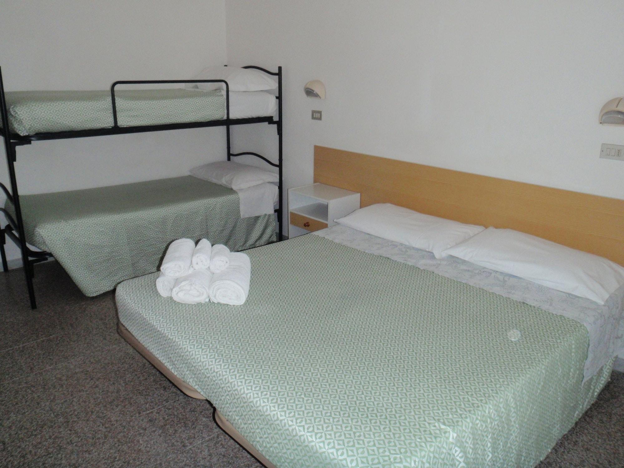 Hotel Angela Misano Adriatico Esterno foto