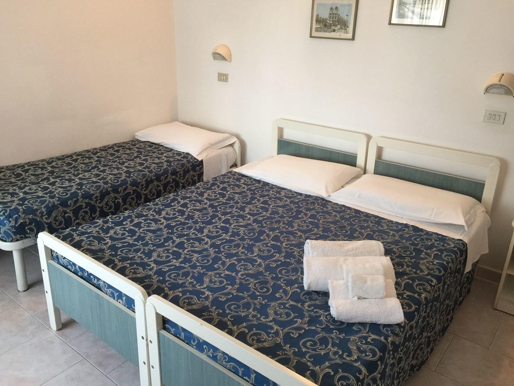 Hotel Angela Misano Adriatico Esterno foto