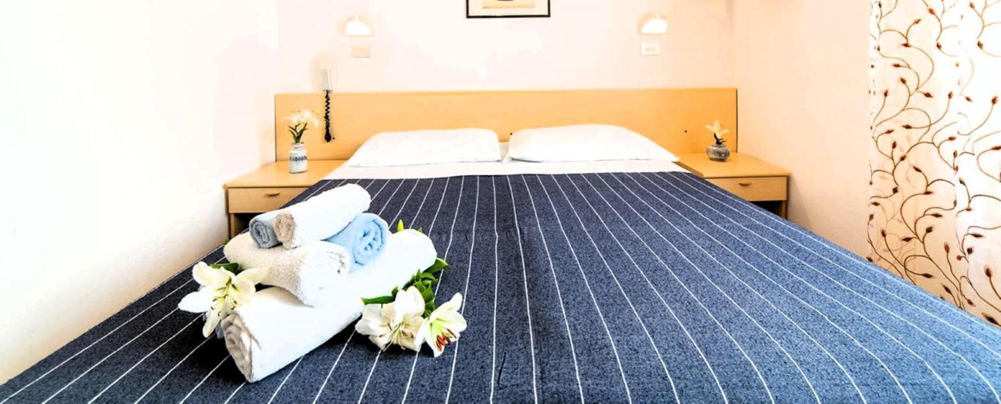 Hotel Angela Misano Adriatico Esterno foto