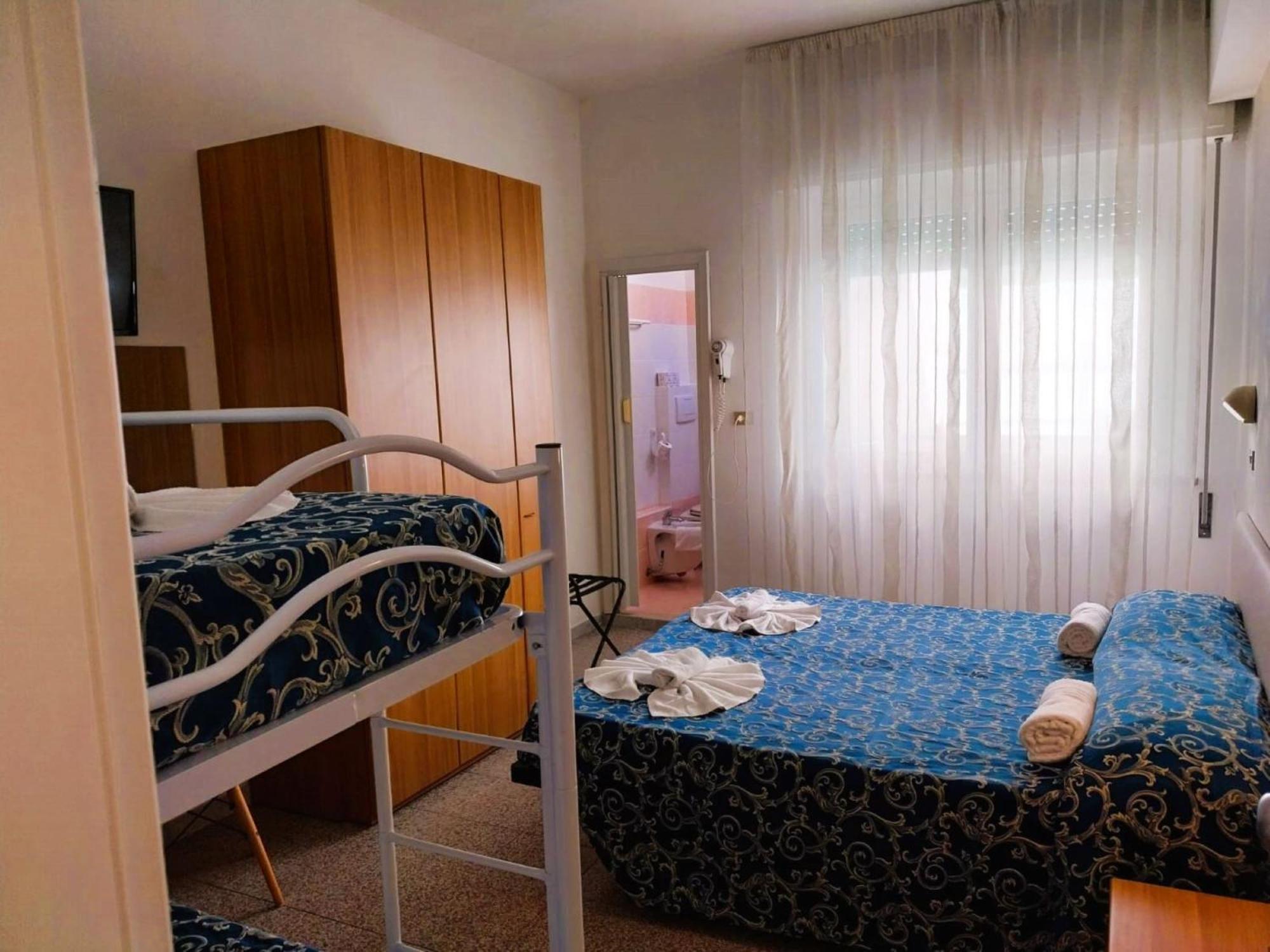Hotel Angela Misano Adriatico Esterno foto