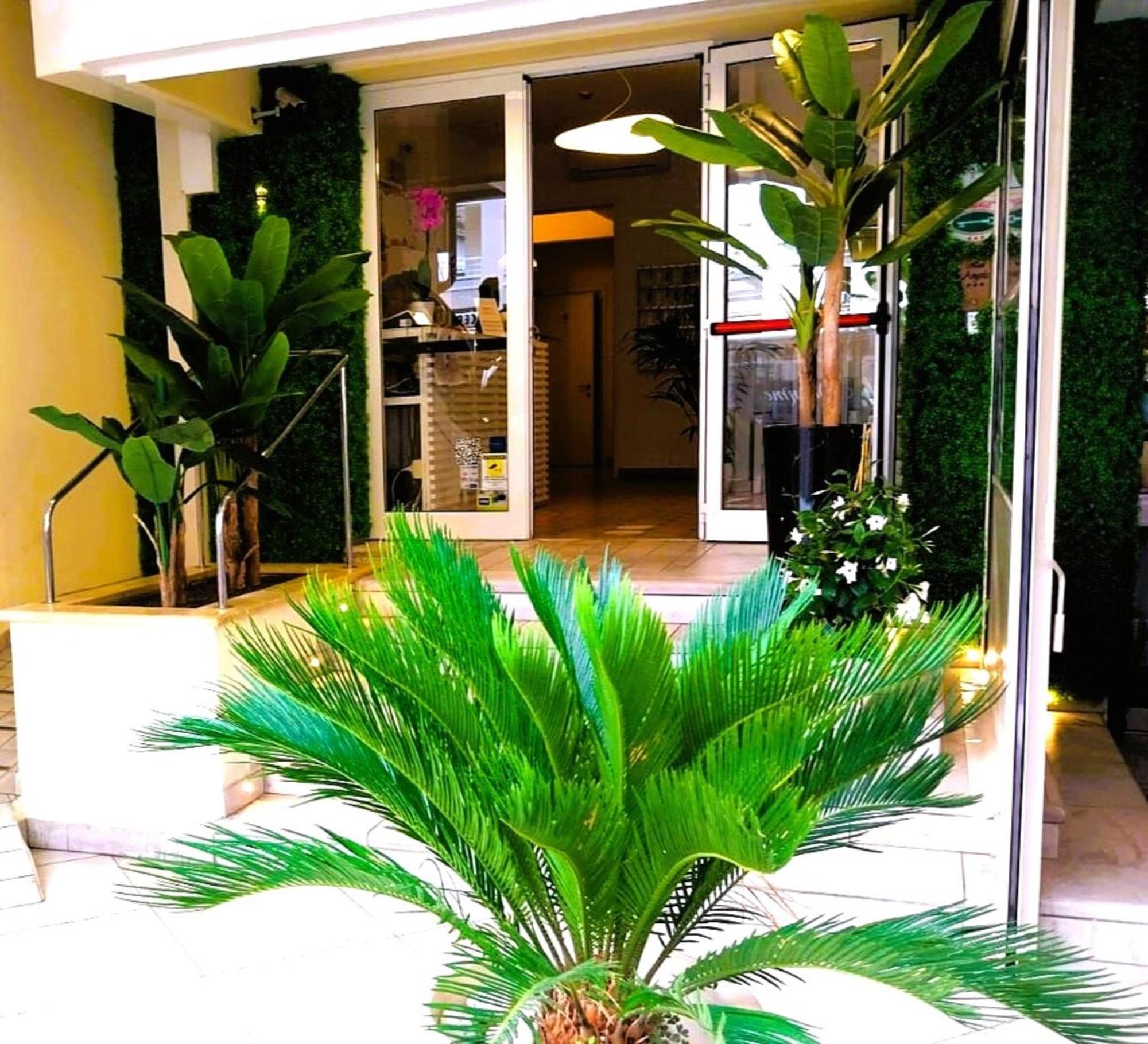 Hotel Angela Misano Adriatico Esterno foto